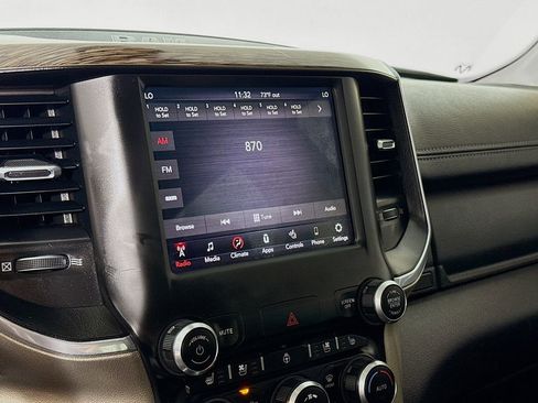Used 2019 RAM 1500 Laramie AWD/4WD image 16