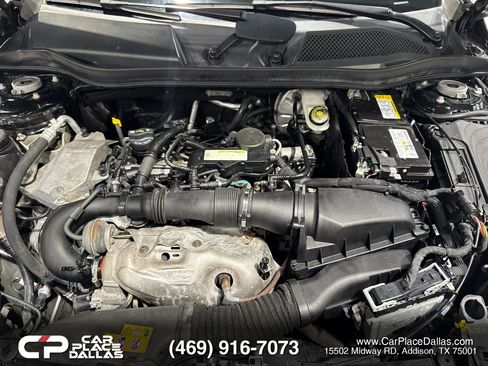 Used 2020 Mercedes-Benz GLA 250 4MATIC w/ Premium Package image 36