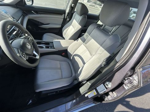 Certified 2020 Honda Accord EX image 11