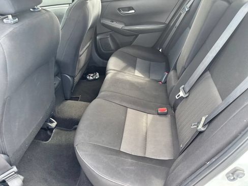 Used 2022 Nissan Sentra SV FWD image 10