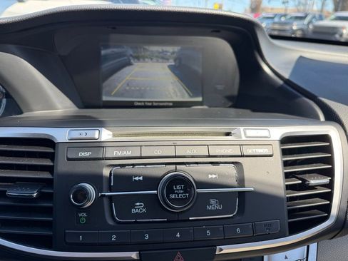 Used 2015 Honda Accord LX image 16