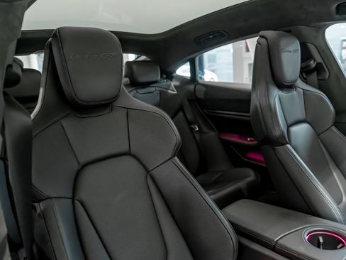 Certified 2025 Porsche Taycan Turbo GT AWD/4WD image 32