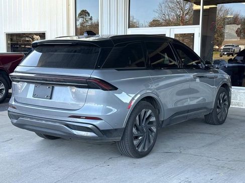 Used 2024 Lincoln Nautilus Reserve w/ Jet Appearance Package (87T) image 3