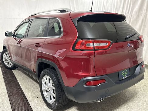 Used 2017 Jeep Cherokee Latitude w/ Comfort/Convenience Group image 7