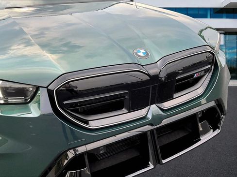 Used 2026 BMW M5 Touring AWD/4WD image 33
