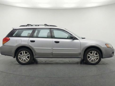 Used 2007 Subaru Outback 2.5i image 10