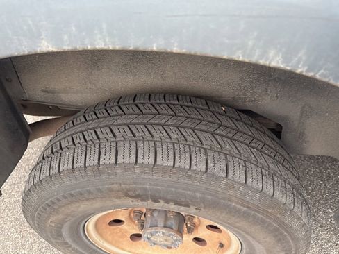 Used 2001 Ford Excursion XLT image 7