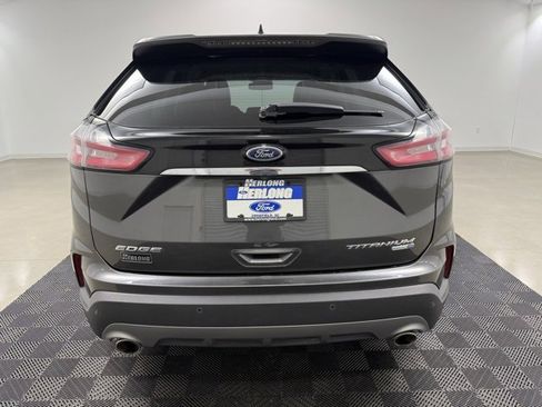 Used 2020 Ford Edge Titanium image 6