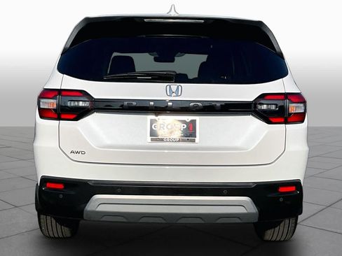 Certified 2025 Honda Pilot EX-L image 5