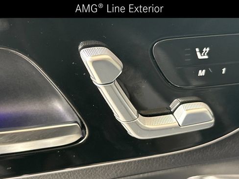 Used 2023 Mercedes-Benz GLC 300 4MATIC image 17