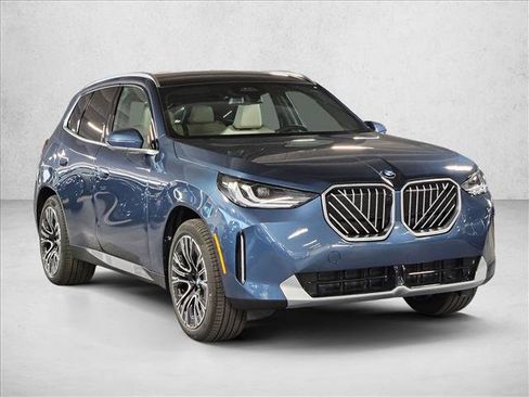 Used 2026 BMW X3 xDrive30i w/ Premium Package AWD/4WD image 3