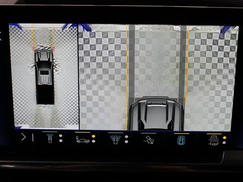 Used 2024 Chevrolet Silverado 2500 High Country image 18