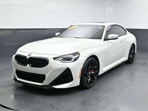 Used 2025 BMW 230i xDrive Coupe w/ M Sport Package image 7