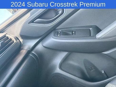 Used 2024 Subaru Crosstrek 2.5i Limited AWD/4WD image 21