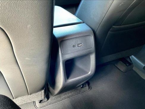 Used 2025 Buick Envista Sport Touring w/ Convenience I Package FWD image 24