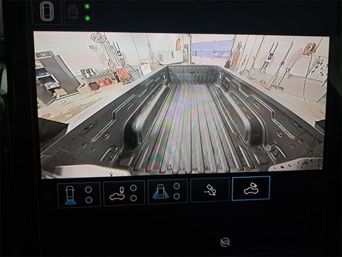 New 2025 GMC Sierra EV Denali image 27