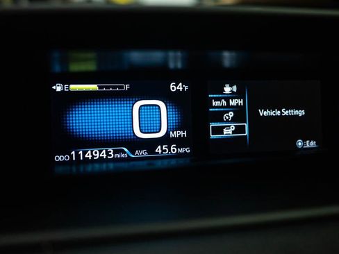 Used 2020 Toyota Prius Prime LE FWD image 16