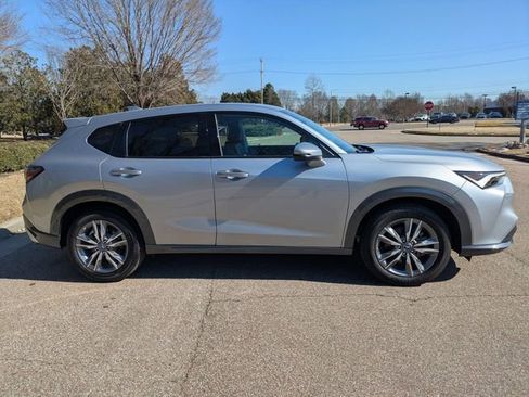 Certified 2025 Acura ADX FWD image 9