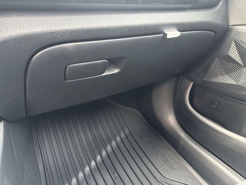 New 2026 Kia Seltos S image 37