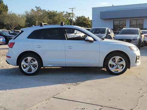 Used 2021 Audi Q5 Prestige image 7