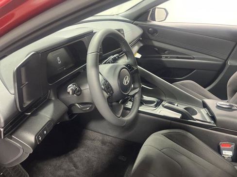 New 2025 Hyundai Elantra Sport image 9