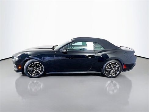 Used 2024 Ford Mustang Premium image 4