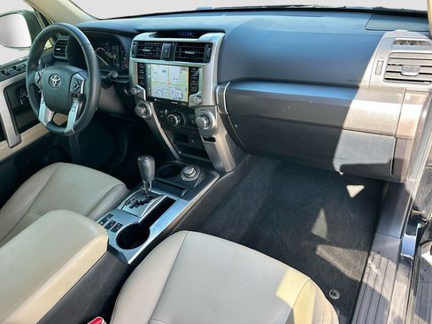 Used 2020 Toyota 4Runner SR5 image 34