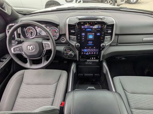 Used 2025 RAM 1500 Big Horn AWD/4WD image 15