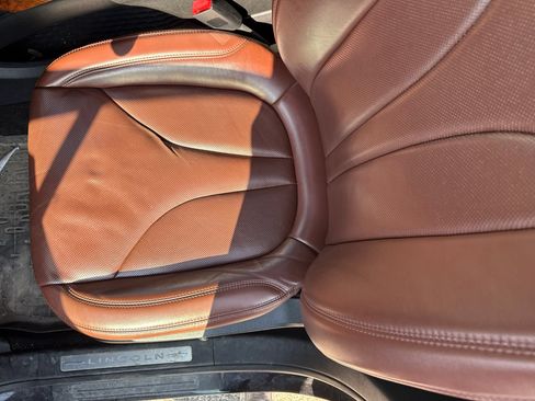 Used 2019 Lincoln Nautilus Reserve AWD/4WD image 13