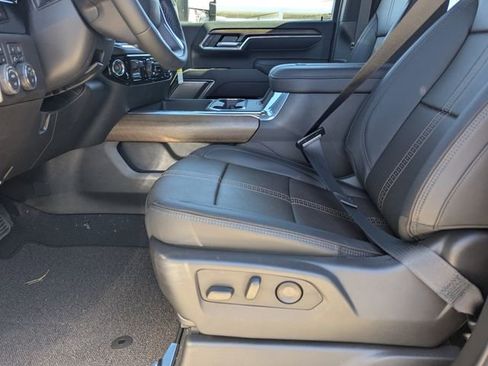 New 2026 Chevrolet Silverado 2500 High Country w/ Midnight Edition image 9