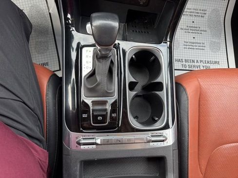 Used 2022 Kia Carnival SX Prestige FWD image 18