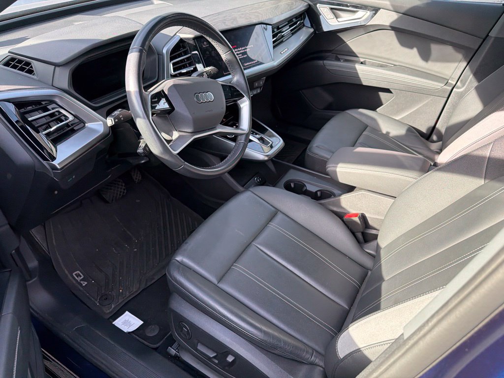 Used 2023 Audi Q4 e-tron Premium Plus w/ Premium Plus AWD/4WD image 5