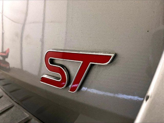 Used 2020 Ford Explorer ST w/ ST Street Pack AWD/4WD image 13