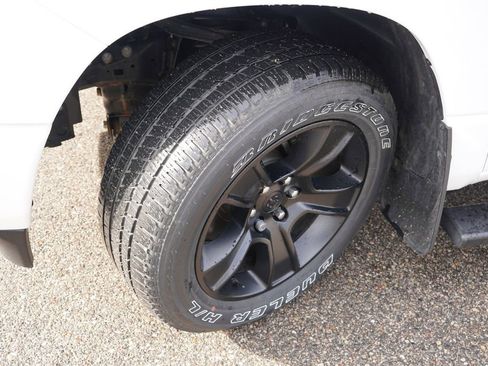 Used 2023 RAM 1500 Big Horn AWD/4WD image 13