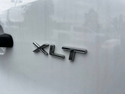 Used 2024 Ford Transit 350 XLT RWD image 14