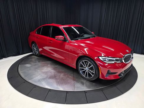 Used 2019 BMW 330i xDrive Sedan AWD/4WD image 16