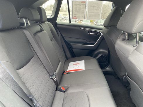 Certified 2024 Toyota RAV4 SE image 21