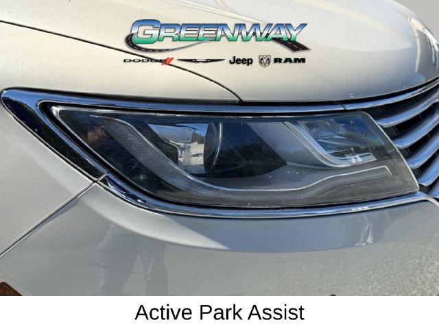 Used 2018 Lincoln MKC Reserve FWD image 7