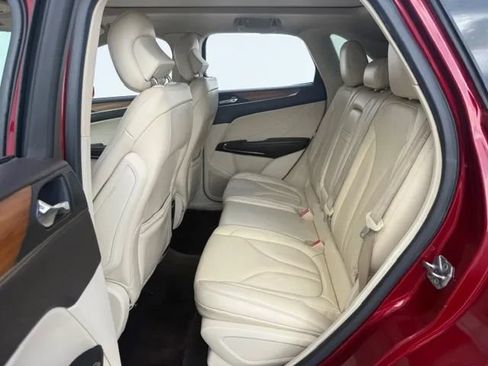Used 2015 Lincoln MKC FWD w/ Equipment Group 102A Reserve image 11