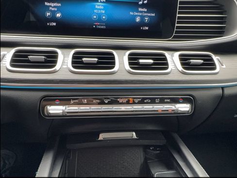 Used 2023 Mercedes-Benz GLE 450 4MATIC w/ AMG Line Exterior image 45