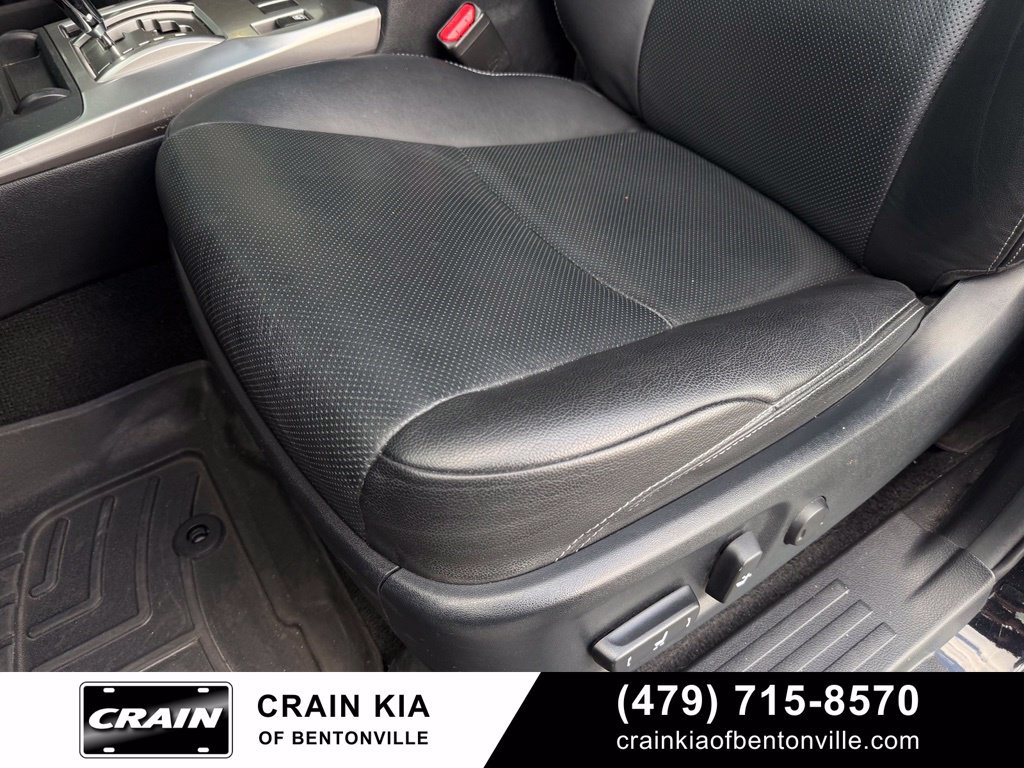 Used 2021 Toyota 4Runner Limited AWD/4WD image 24