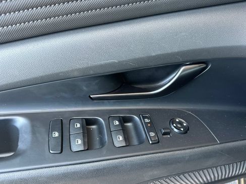 Used 2026 Hyundai Elantra Sport FWD image 11