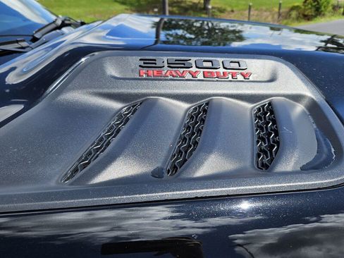 Used 2024 RAM 3500 Laramie w/ Night Edition image 16