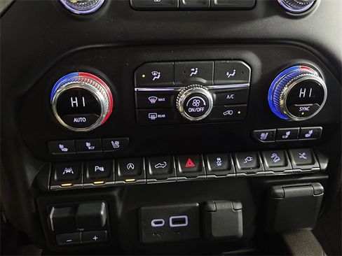 Used 2020 GMC Sierra 1500 Denali w/ Denali Ultimate Package image 19