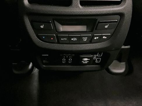 Used 2021 Honda Pilot Touring image 25