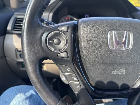 Used 2018 Honda Ridgeline RTL-E image 19