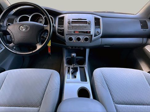 Used 2010 Toyota Tacoma 4x4 Access Cab V6 image 15