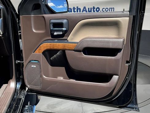 Used 2018 Chevrolet Silverado 1500 LTZ w/ LTZ Plus Package AWD/4WD image 30
