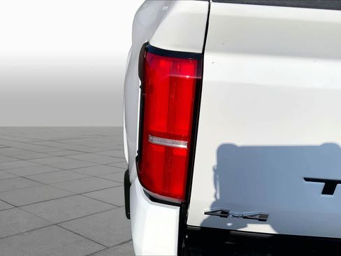 New 2026 Toyota Tacoma SR5 AWD/4WD image 14