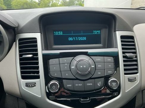 Used 2014 Chevrolet Cruze LT FWD image 22